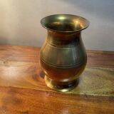 Vase en laiton