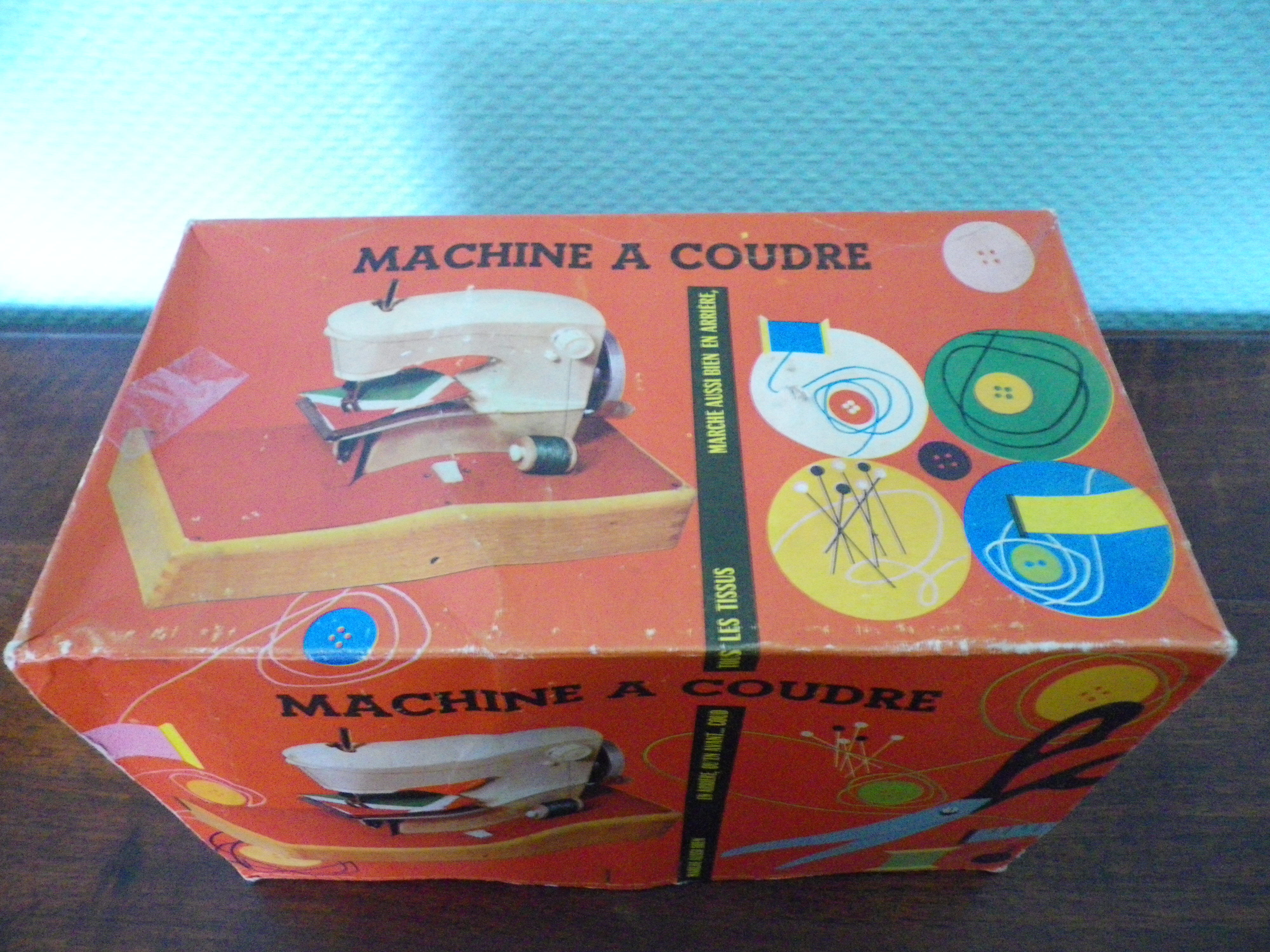 Jouet Ancien Machine à Coudre "Macousette" - Boîte D'origine Avec Notice - Miniature Plastique