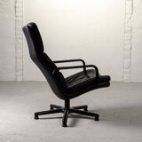 Artifort Dutch Design Black Leather Swivel Lounge Chair, F-Serie, 1960s