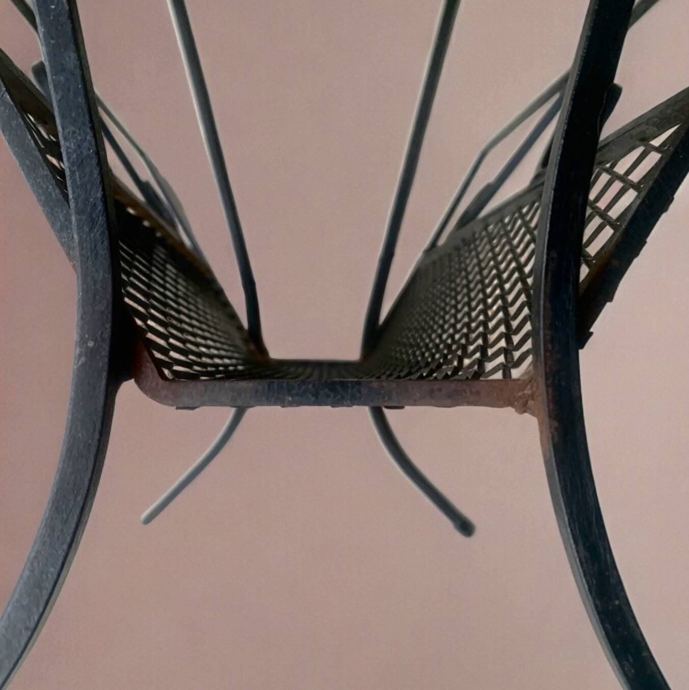 Vintage side table and magazine rack in wrought iron and ceramic tiles