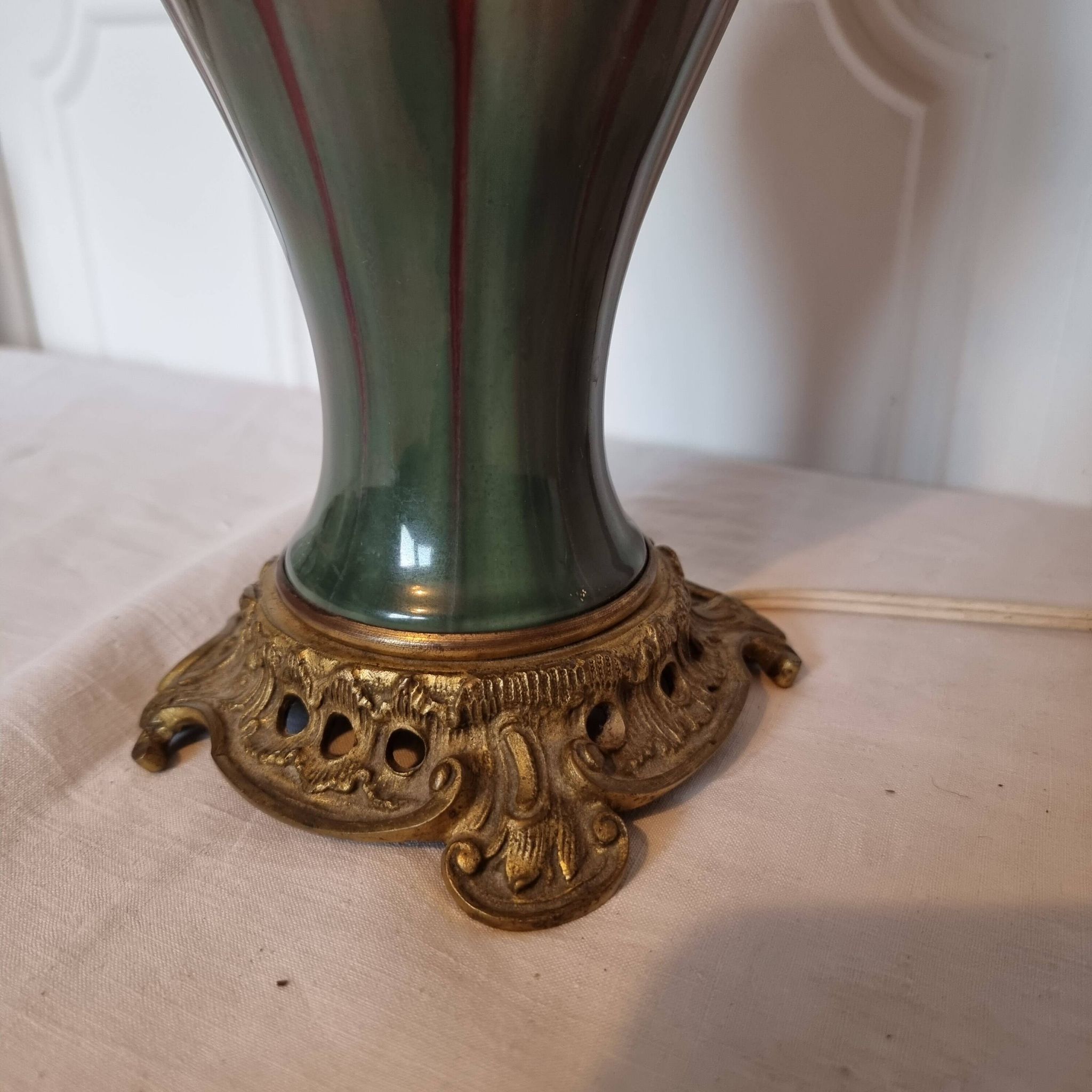 Antique 19th Century Chinese "Oxblood" Lamp Mounted on Bronze - Style