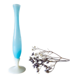 Vase ancien en opaline bleue et blanche