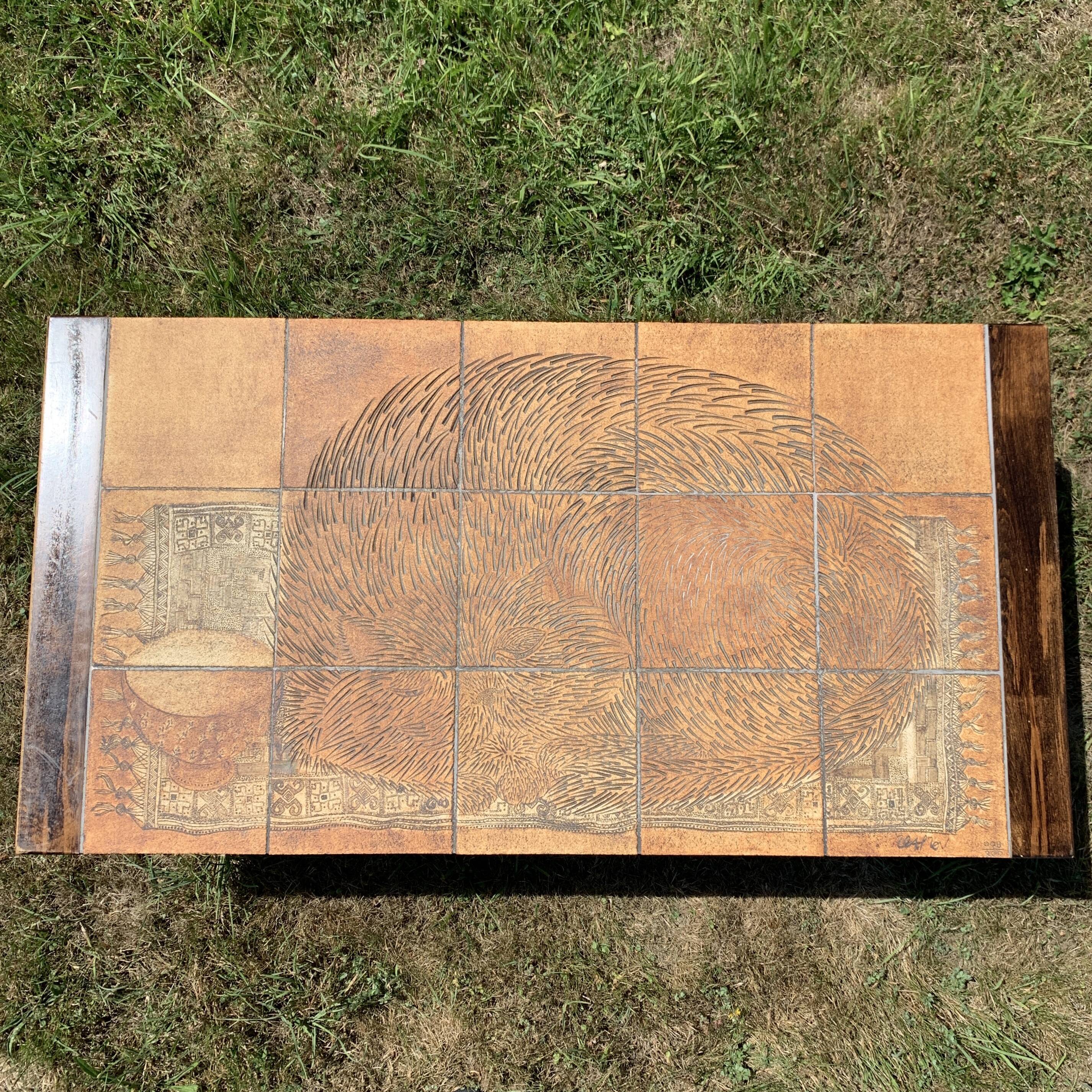 Capron ceramic coffee table the sleeping cat