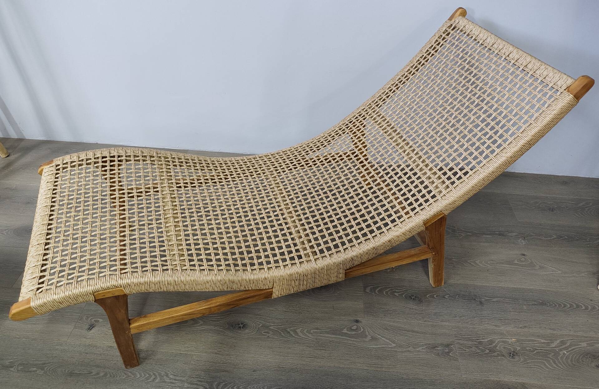 Woven teak sun lounger/ deck chair