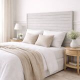 Headboard of 160 made with aged wood in pearl grey patina.