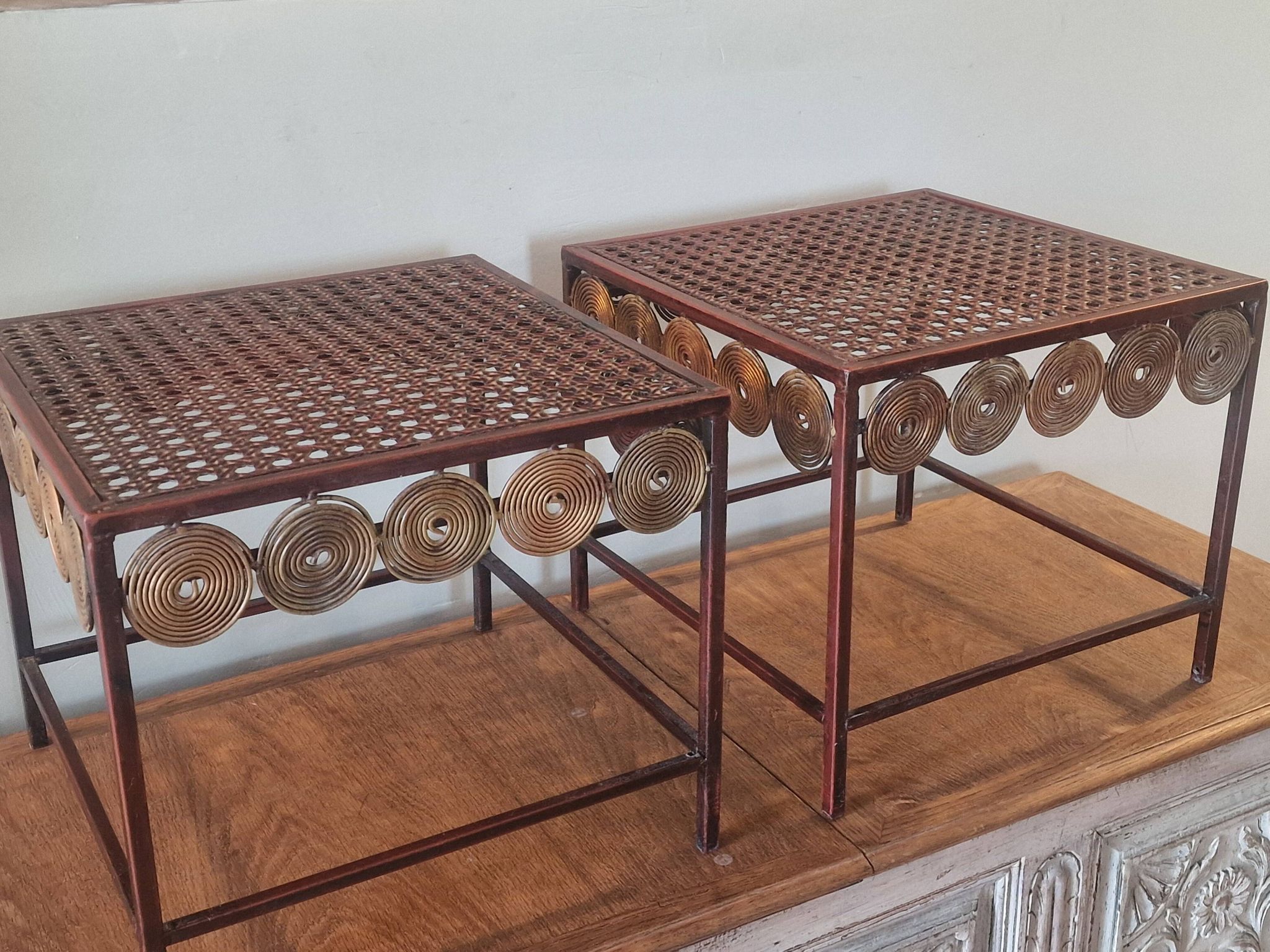 Lot de 2 tables de chevet en métal