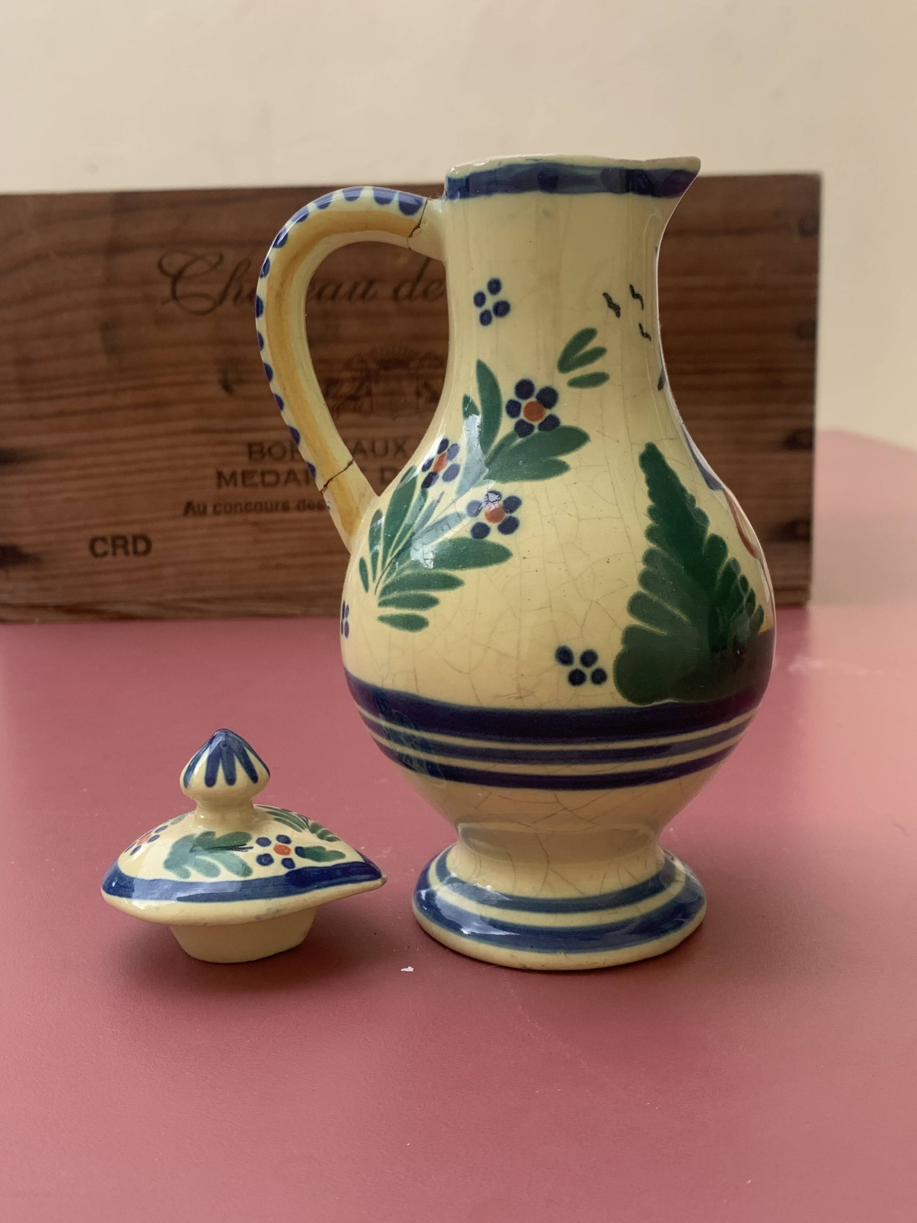 Small jug with lid Henriot Quimper