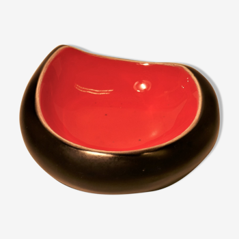 Red and black vintage cermal salon ashtray