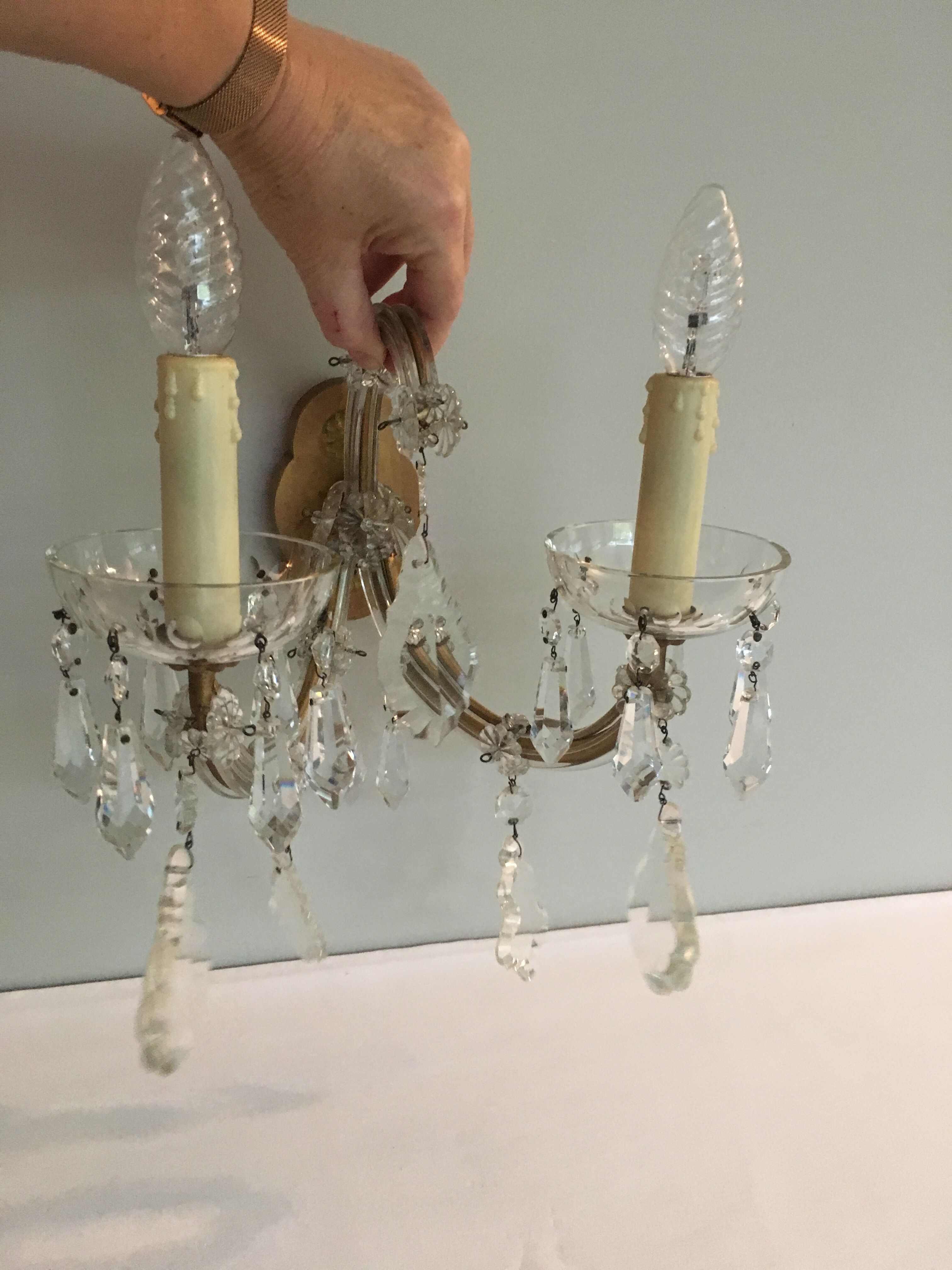 Two-arm crystal light wall light
