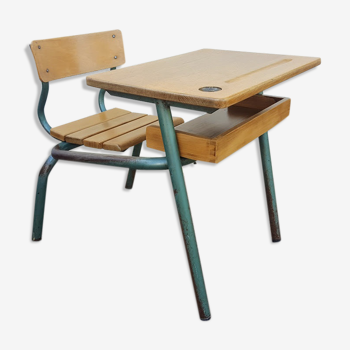 School desk