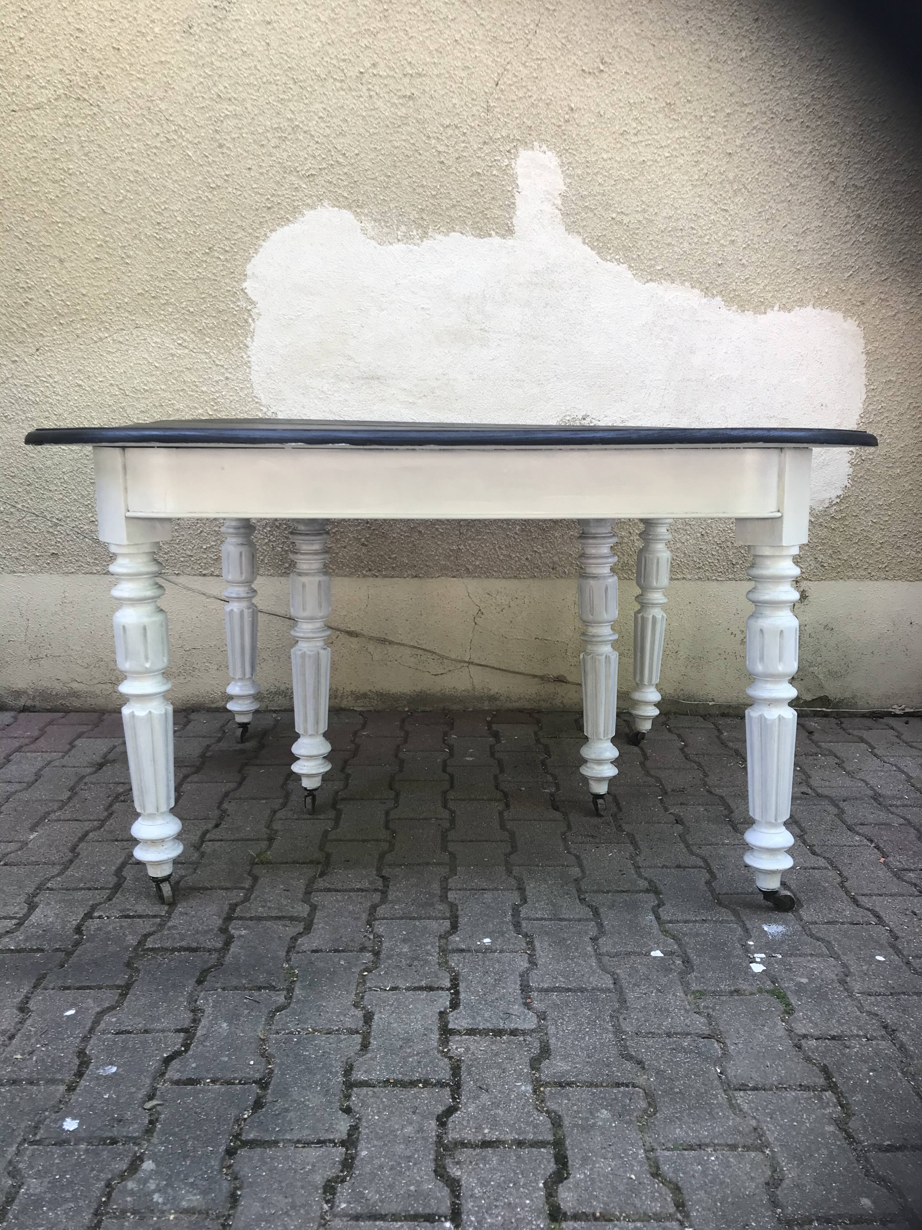 Old table Henri II