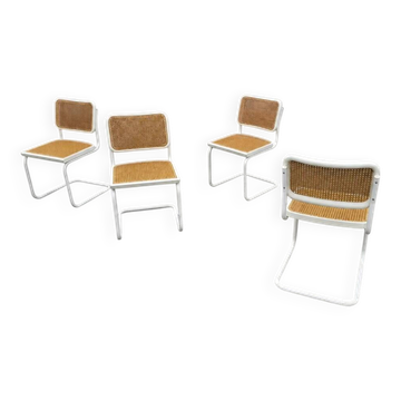 4 chaises Cesca blanches à cantilever modèle B32 par Marcel Breuer / Bauhaus années 1970 / fabriquées en Italie