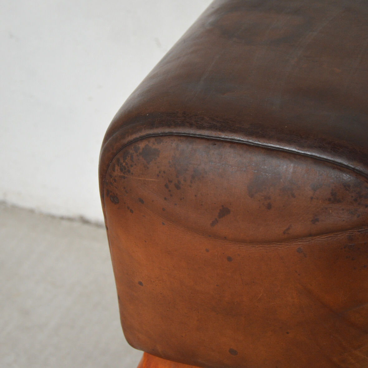 Former horse of arçon in wood and steel