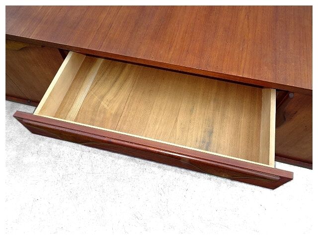 Vintage 1960 Scandinavian teak