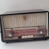 Radio Philips bakelite