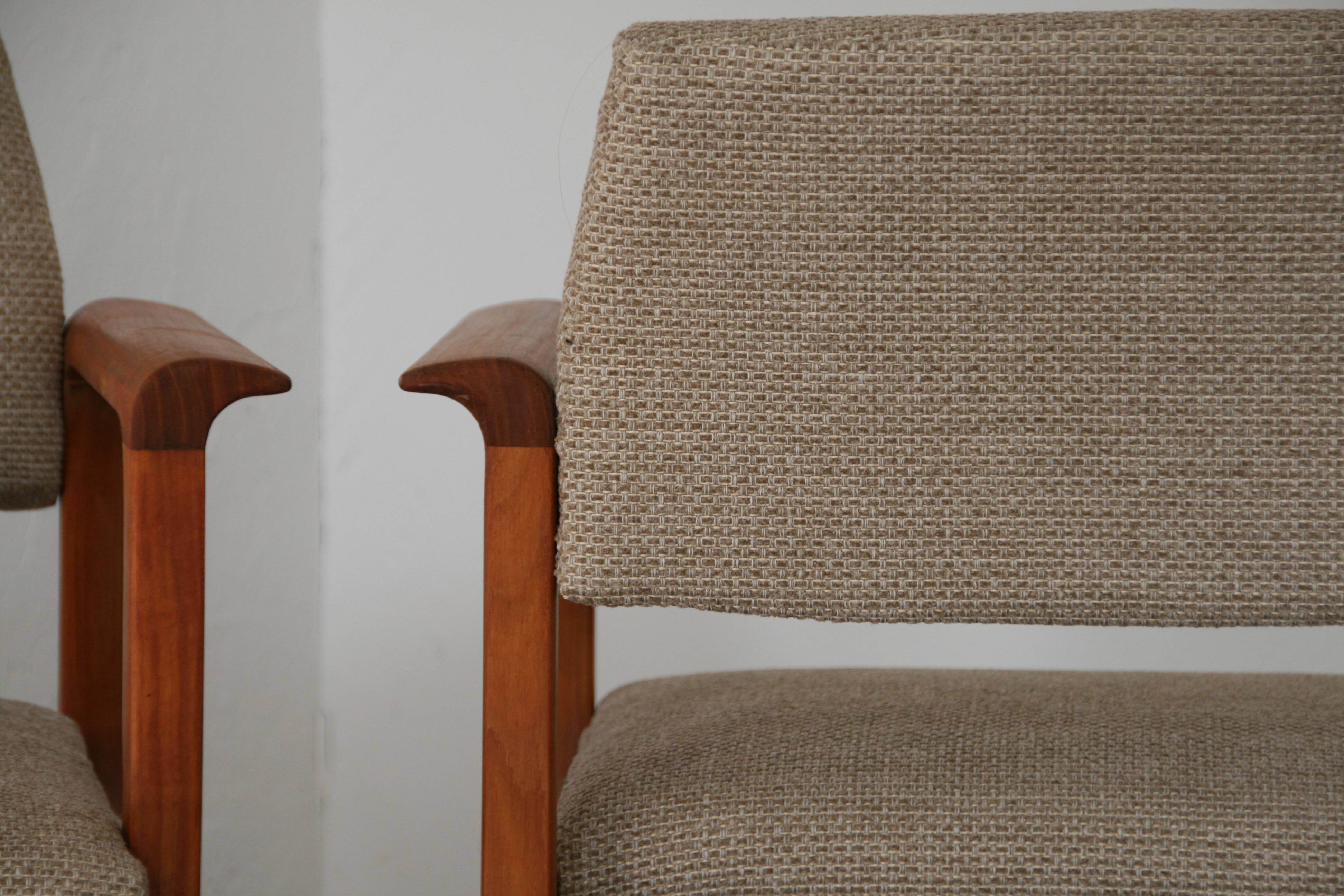 Paire de chaises conférence