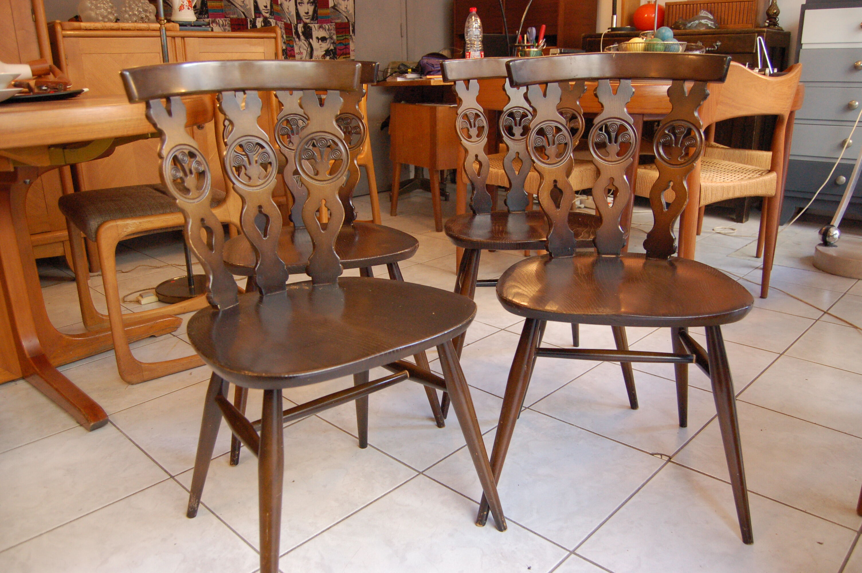 Set of 4 chairs Lucian Ercolani for Ercol Windsor of the 1960s mod.375