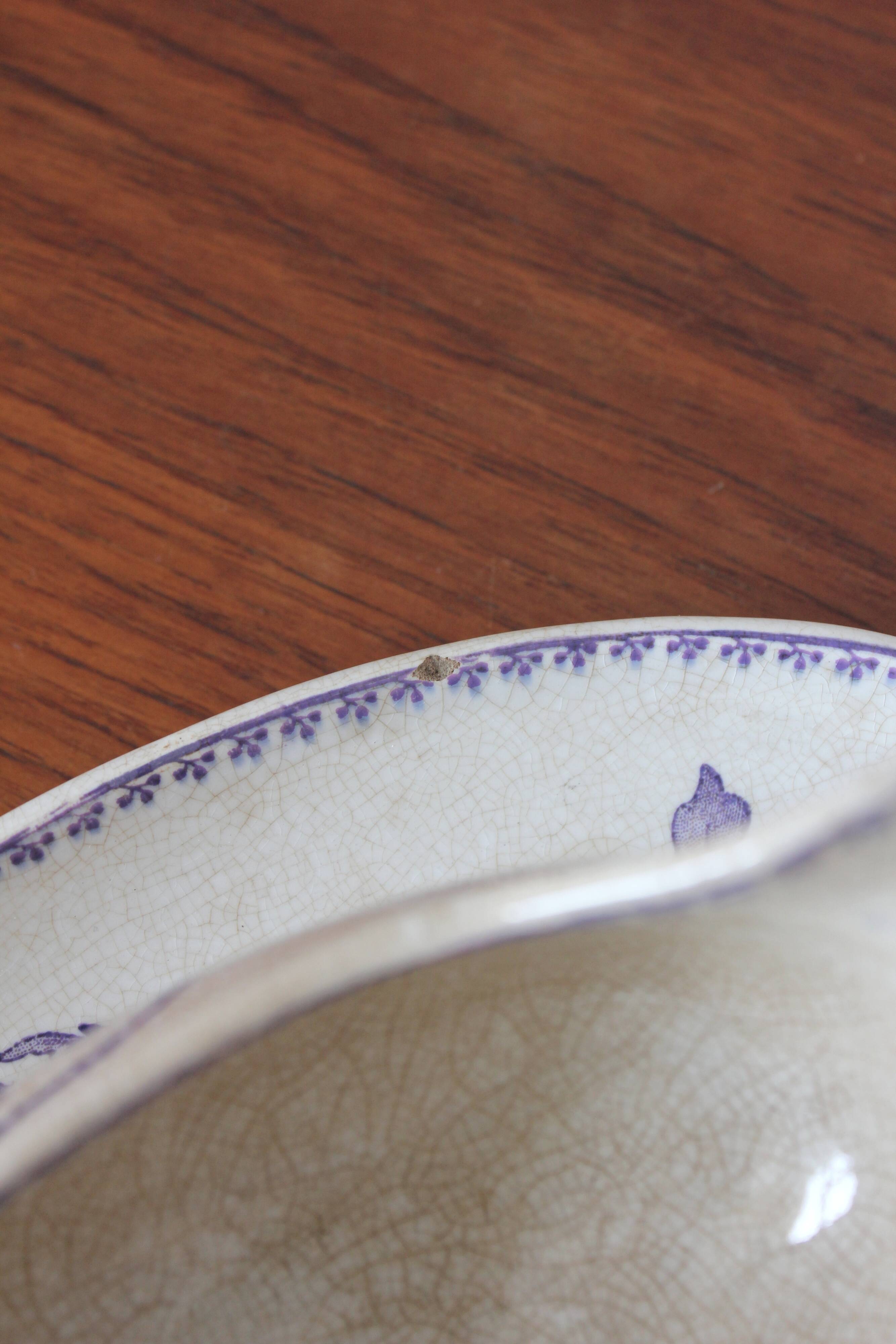 U&C Sarreguemines "Féria" iron clay sauce boat