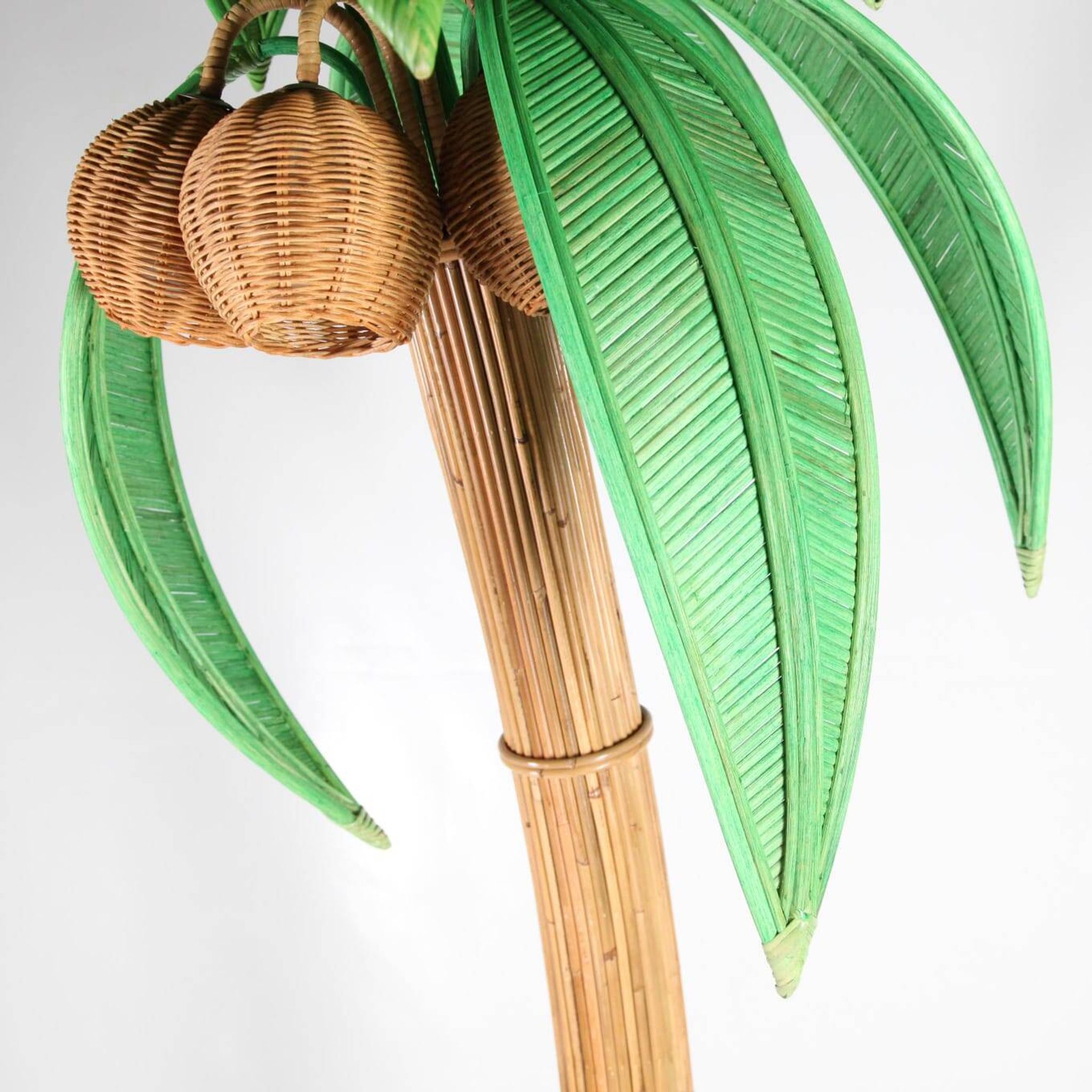 Lampadaire « cocotier/palmier » en rotin
