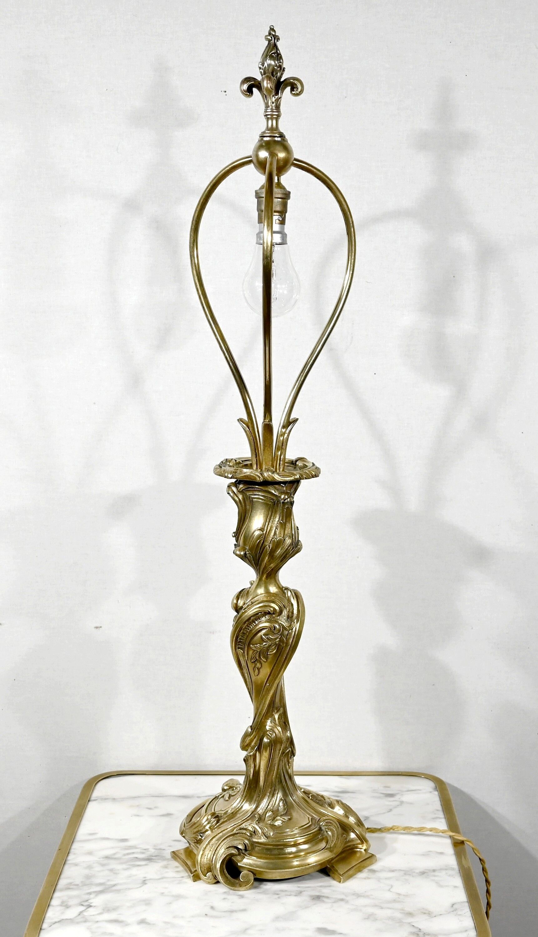 Gilded bronze lamp, Art Nouveau – late nineteenth century