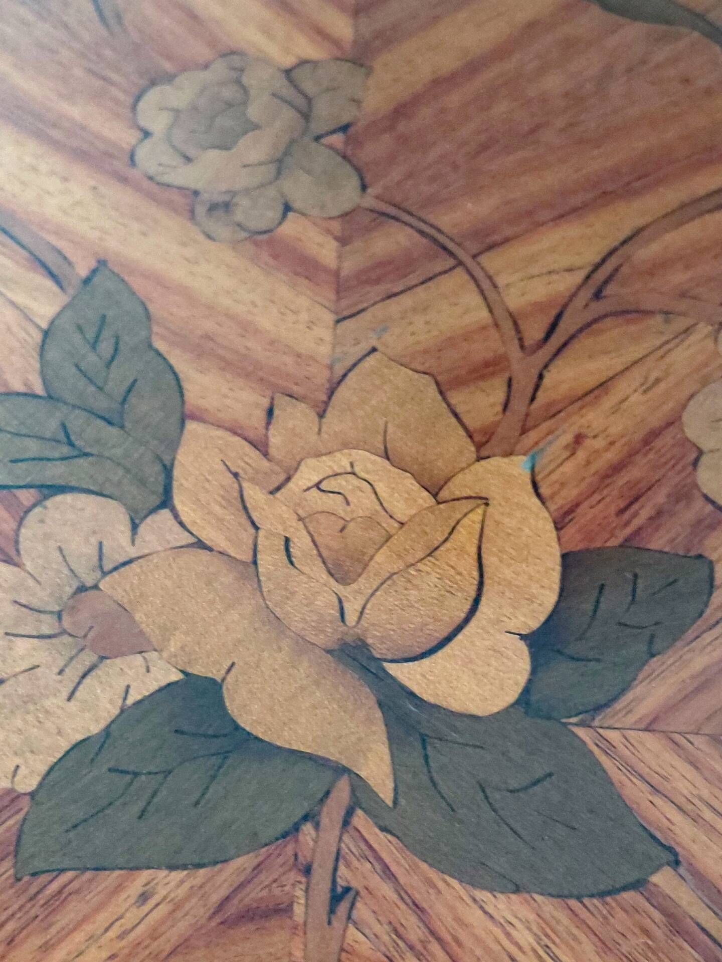 Flying table in Louis XV style with floral marquetry and bronze fittings.