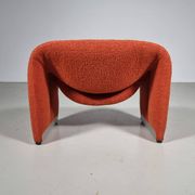 F598 Groovy 'M' chaise in orange/red bouclette by Pierre Paulin for Artifort, 1980