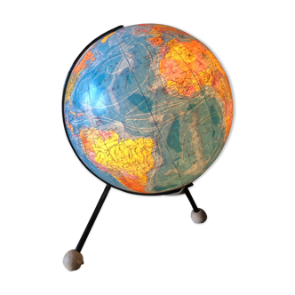 Luminous glass globe signed Taride dated 1974