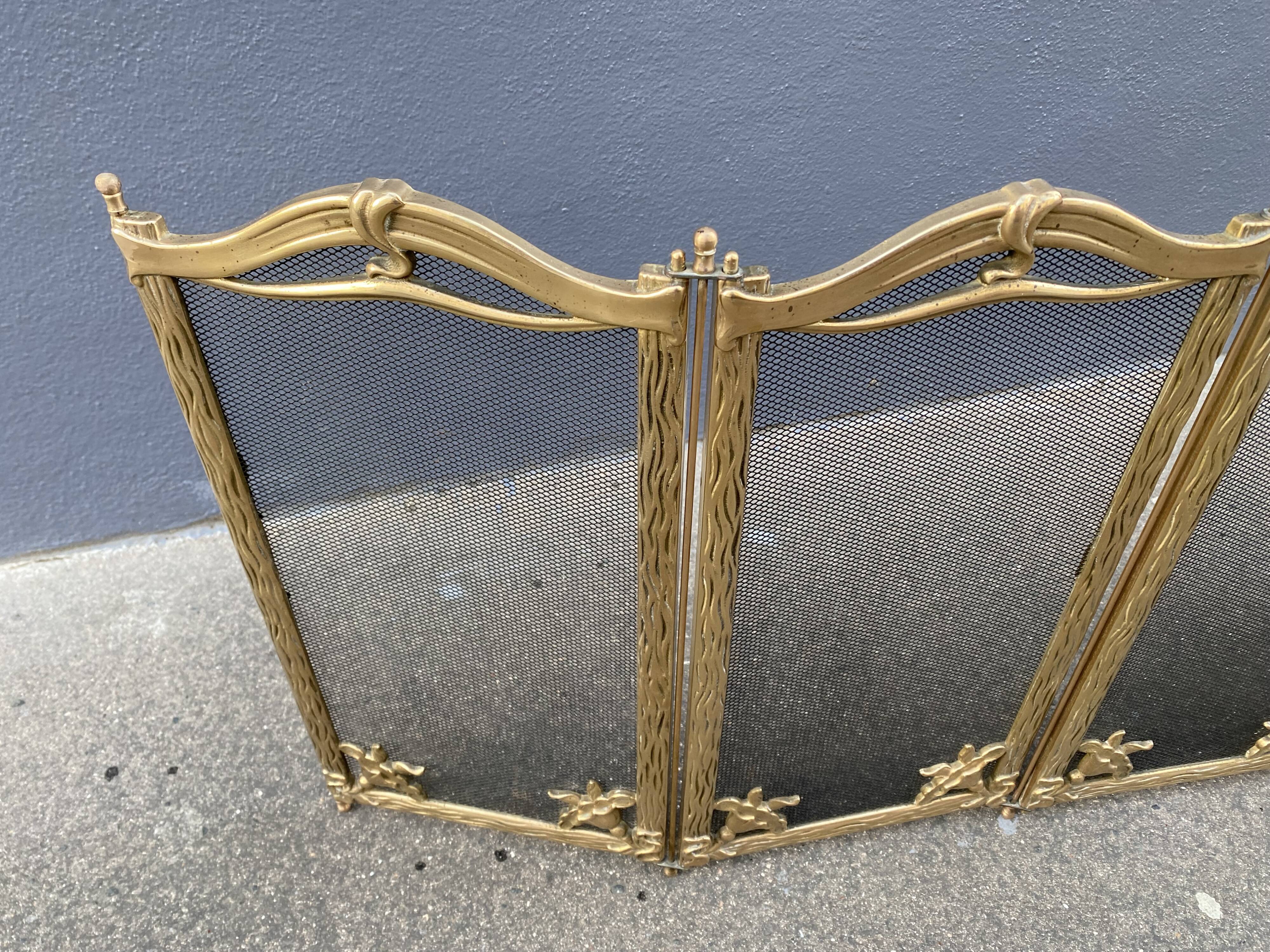 Brass fireplace fire screen 1900, French art nouveau spark screen with 4 shutters