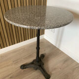 Bistro table in cast iron and granite