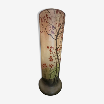 Scroll vase with painted decoration