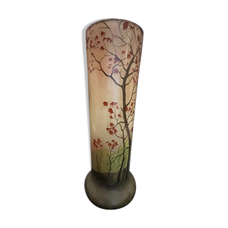 Scroll vase with painted decoration