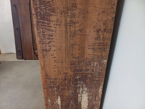 Armoire parisienne en sapin