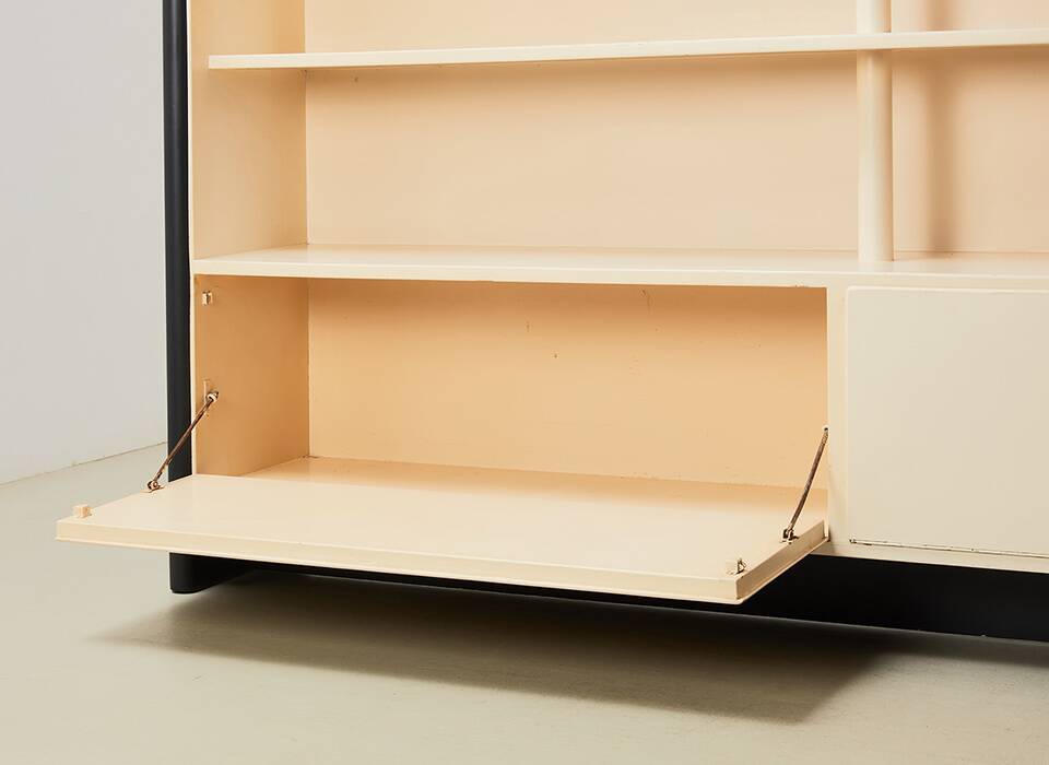 Rare modernist Cabinet by Willem Penaat for Metz & Co Netherlands 1925