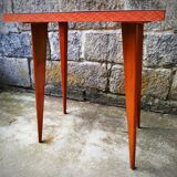 Compass foot side table