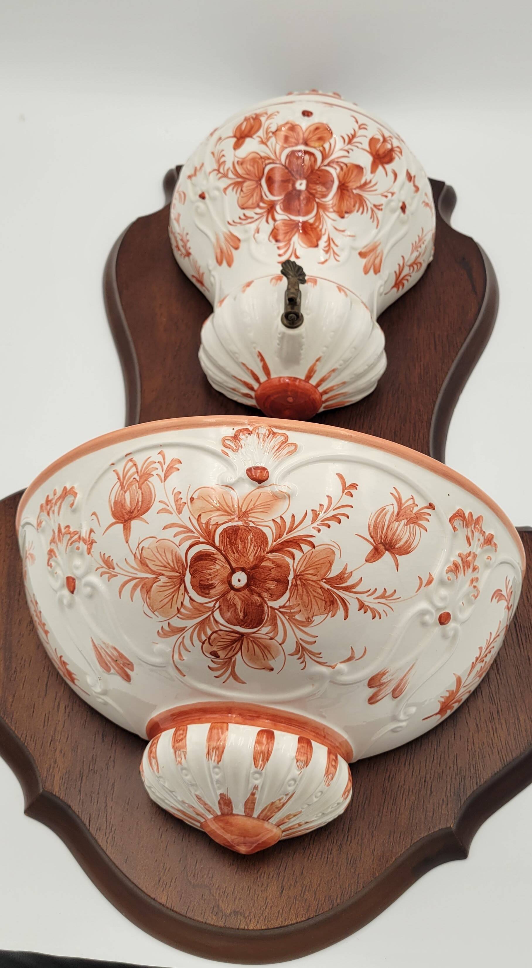 Italian earthenware wall fountain