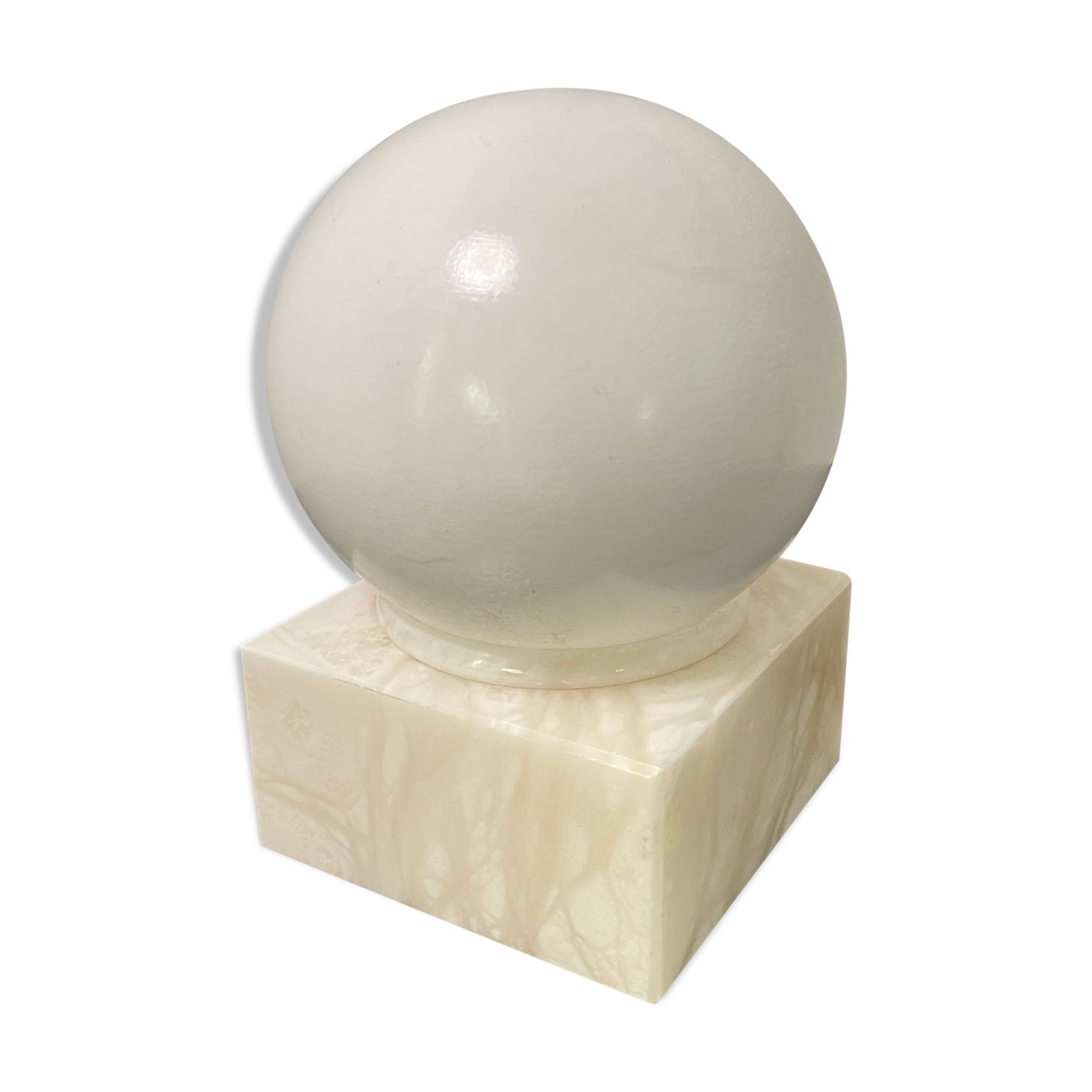 Marbled ball lamp design 70