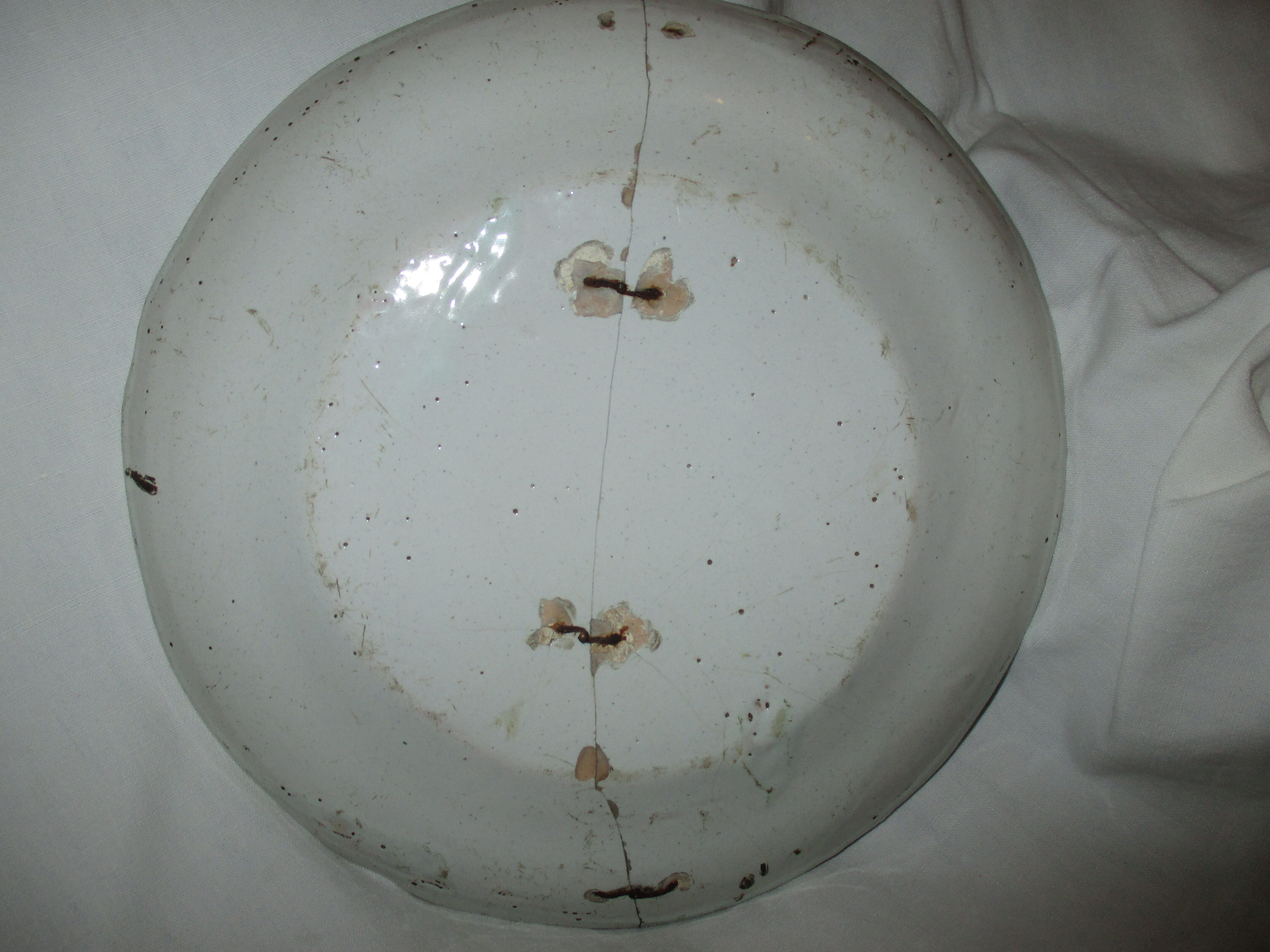 Old plate "Les islettes"