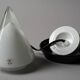 Lampe de table conique Kibo de Peill & Putzler, design postmoderne des années 1980.