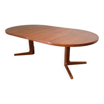 Large teak round / oval dining table, 1960s
