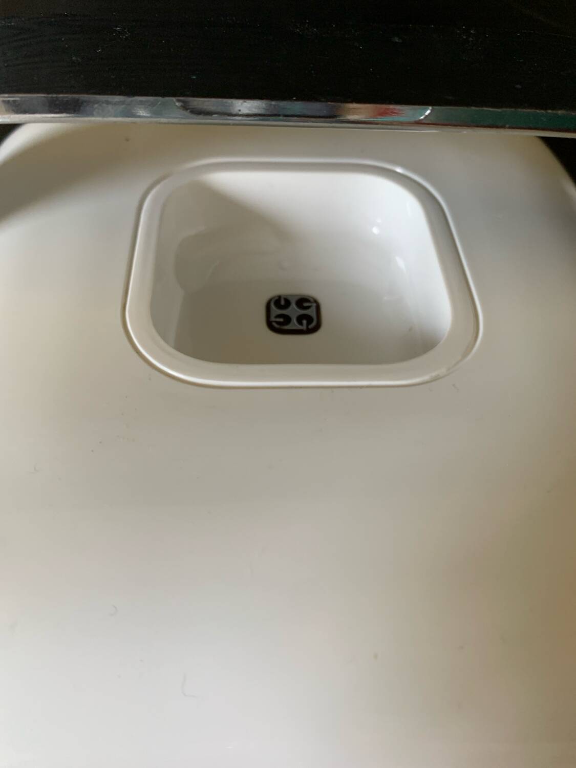 Vintage Guzzini ice bucket