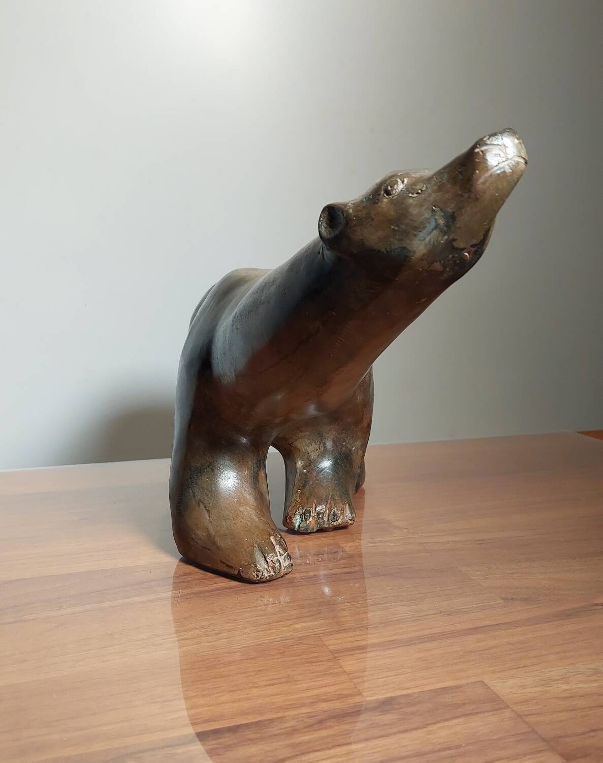 Polar bear, bronze pierre chenet.