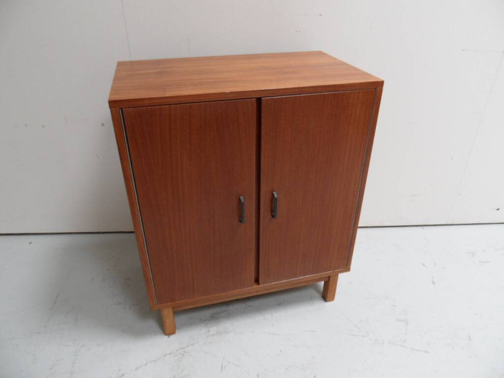 Mid century 2 door cabinet  sideboard