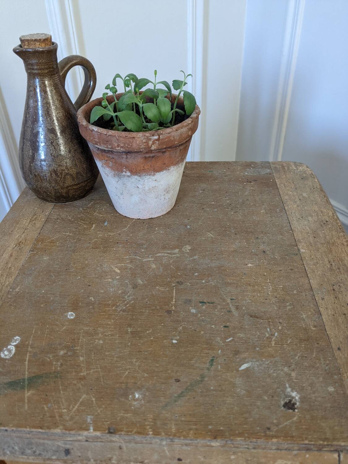 Painter's chest stool