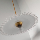 Hanging n opaline crantelé