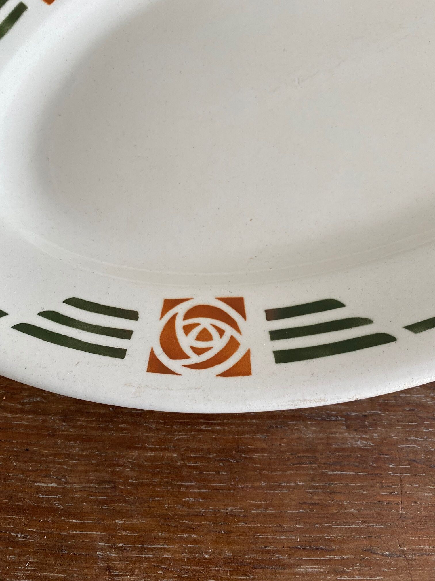 Oval Plate Iron Earth