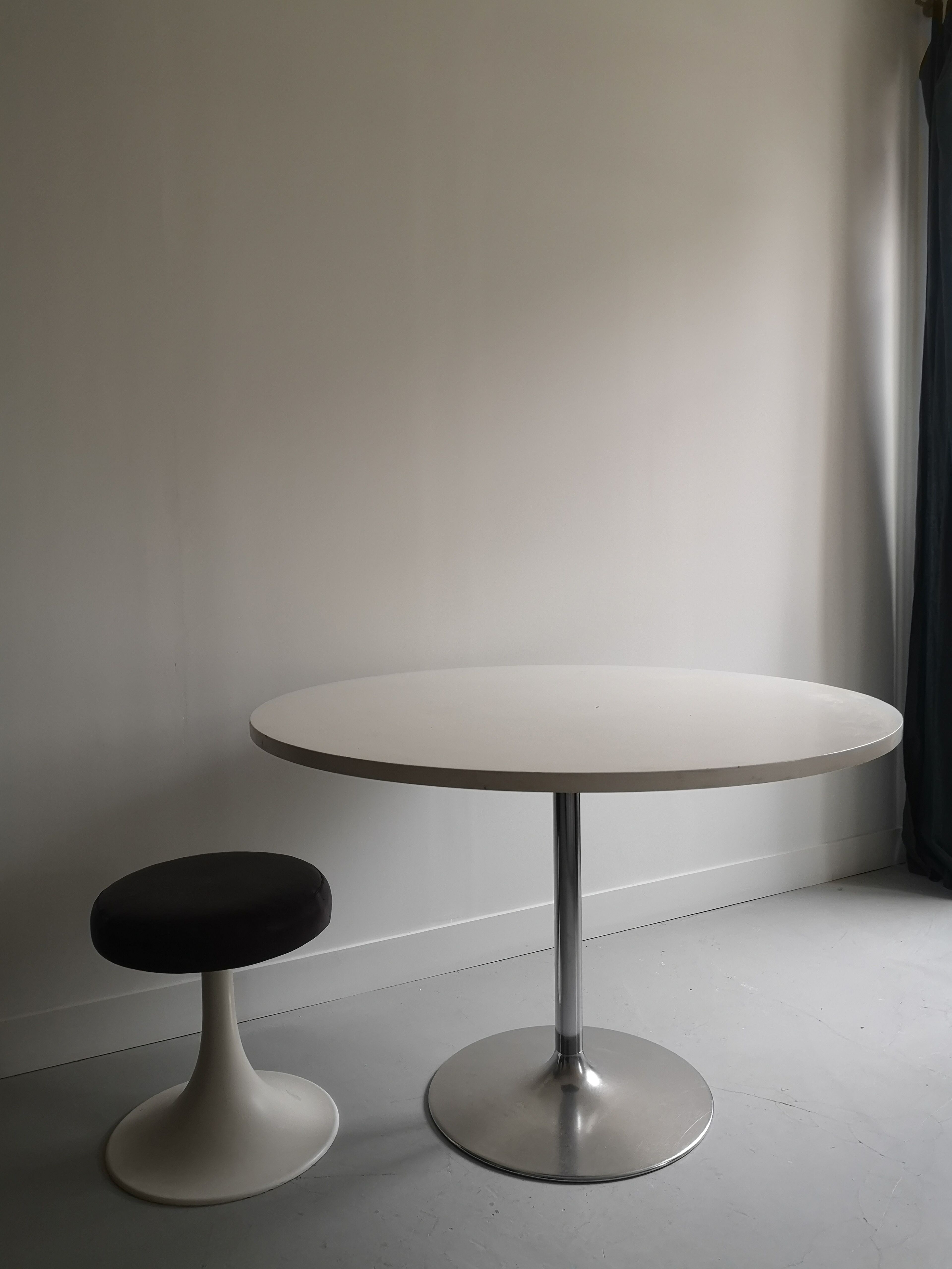 white tulip dining table