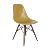DSW chair by Charles & Ray Eames for Herman Miller 50/60
