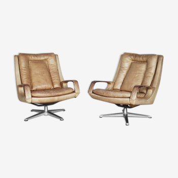 Set de 2 fauteuils pivotants en cuir par Carl Straub, années 1950,