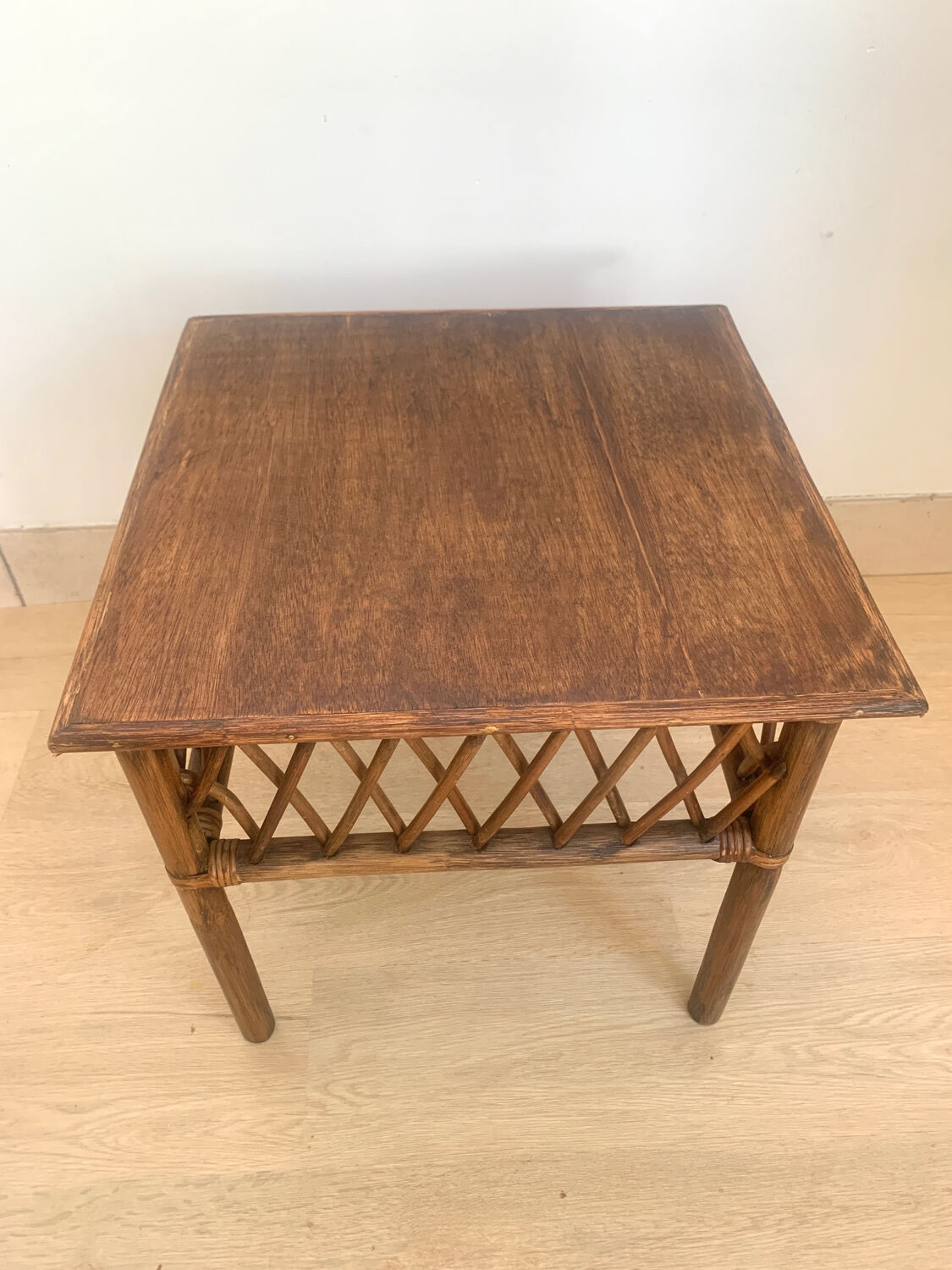 Paire de chevets vintage en rotin