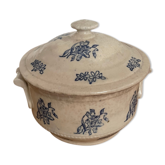 St Uze sandstone pot